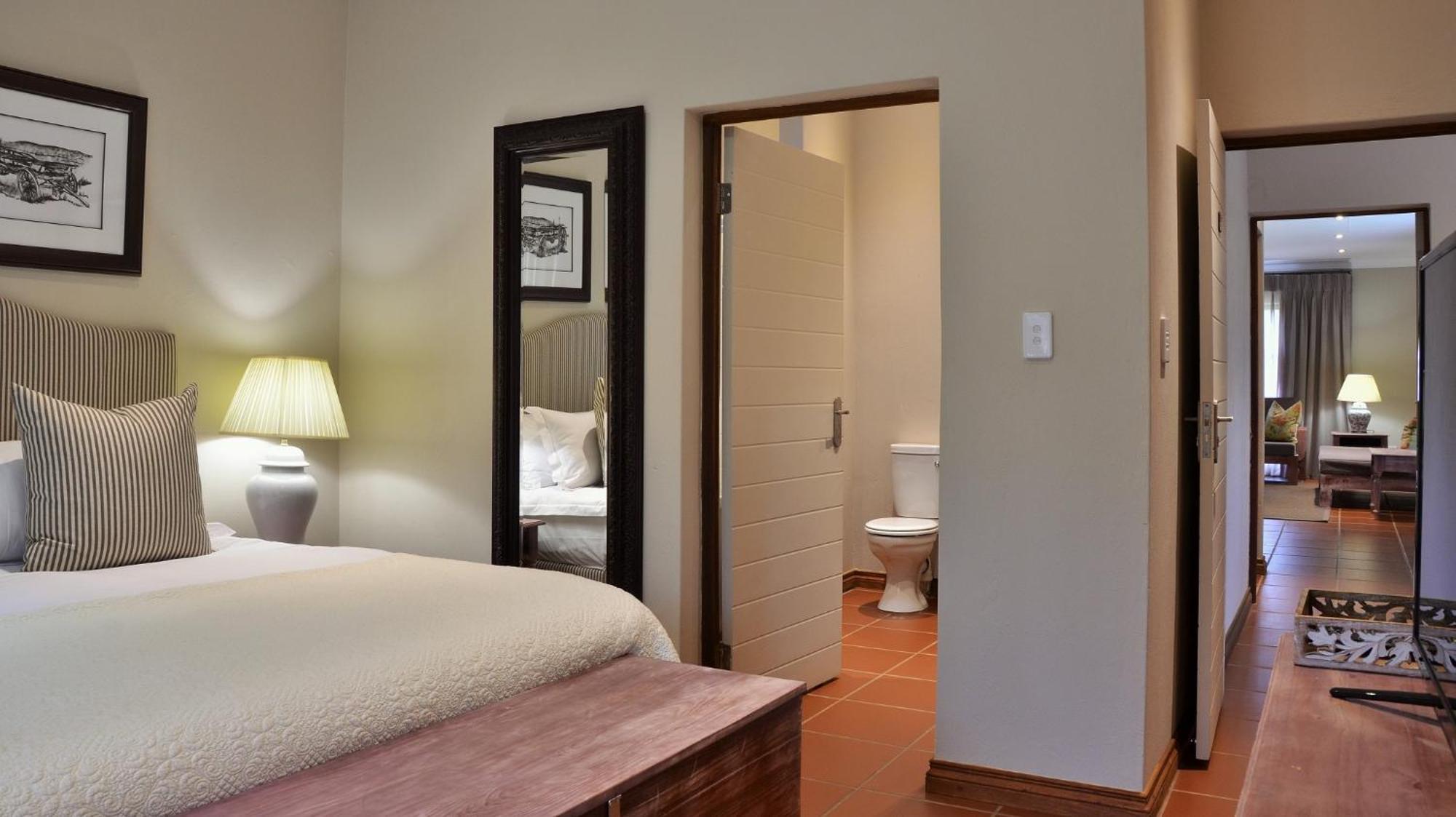 African Hills Safari Lodge & Spa ماغاليسبورغ الغرفة الصورة
