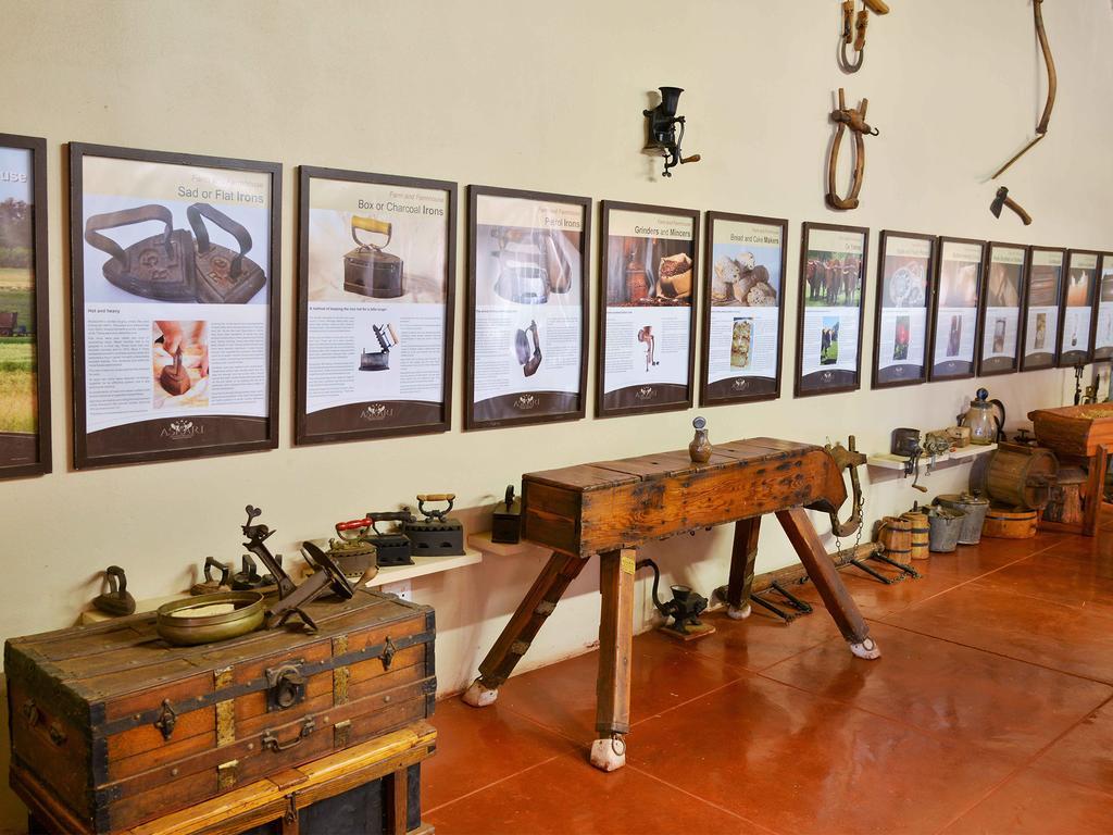 African Hills Safari Lodge & Spa ماغاليسبورغ المظهر الخارجي الصورة