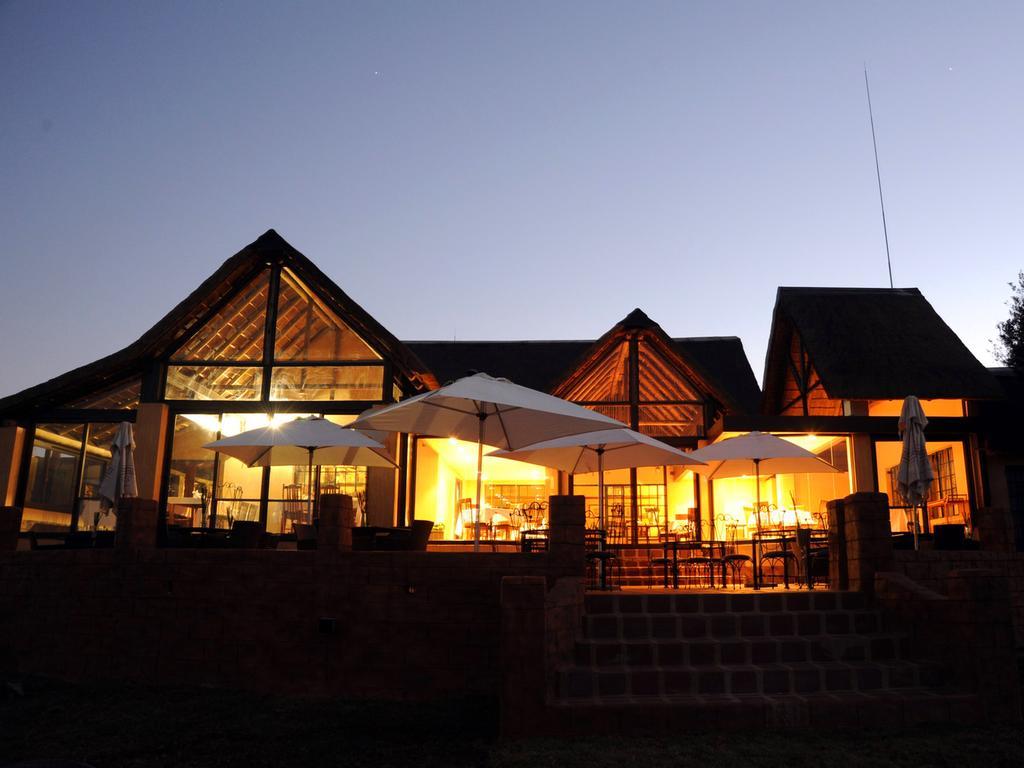 African Hills Safari Lodge & Spa ماغاليسبورغ المظهر الخارجي الصورة